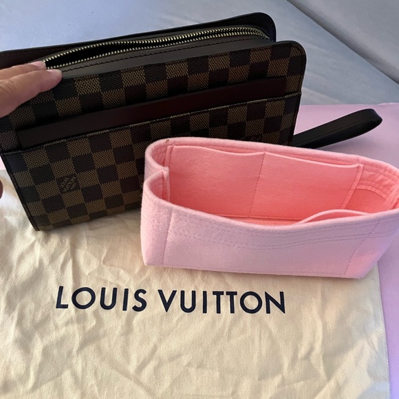 Louis Vuitton Travel Tote in Classic Damier Ebene Print